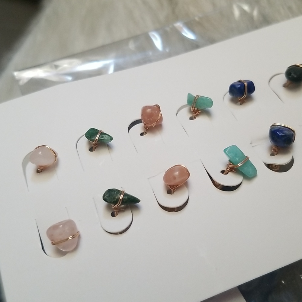 Raw Stone Earrings - Picture 3 of 8
